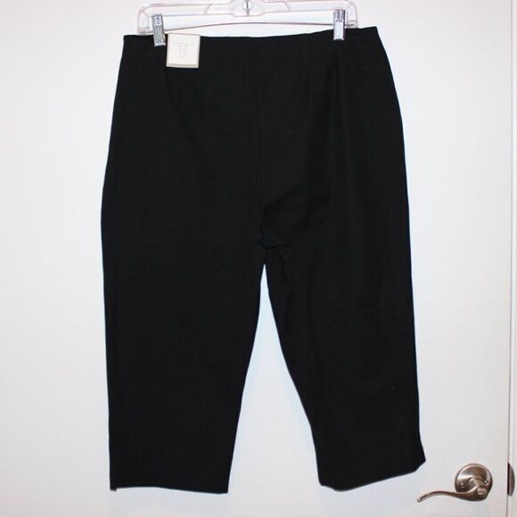 NWT Chico's Black the Ultimate Slim Fit Cropped Pants Women's Size Medium - Picture 5 of 14